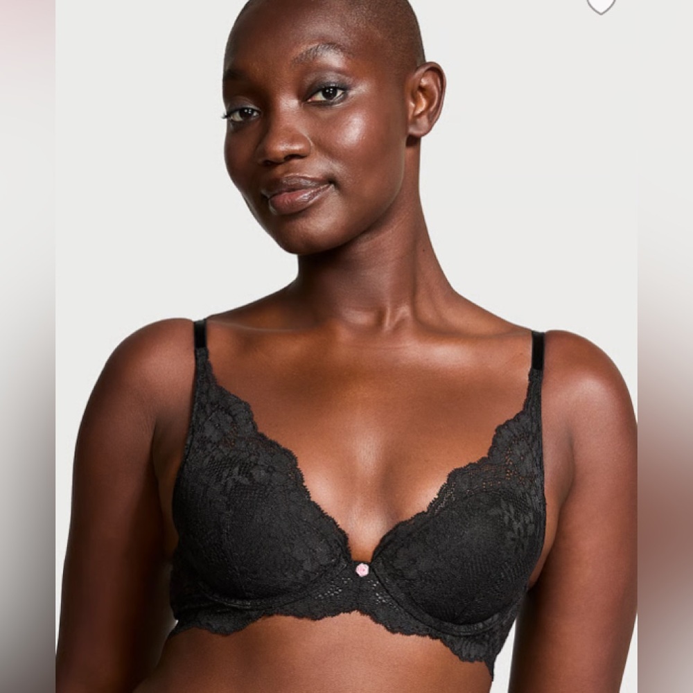 Victoria Secret DREAM ANGELS Lace Lightly Lined Plunge Bra Black Lace NWT